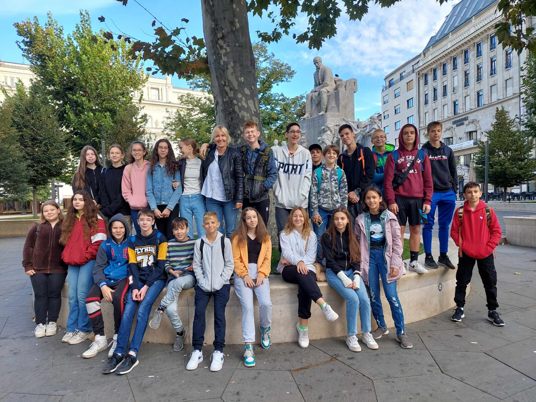 384448161 168834946272750 6649023696794668642 n